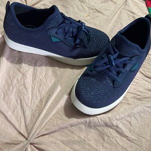 NEW Vessi 100% Waterproof Kids Weekend Sneaker